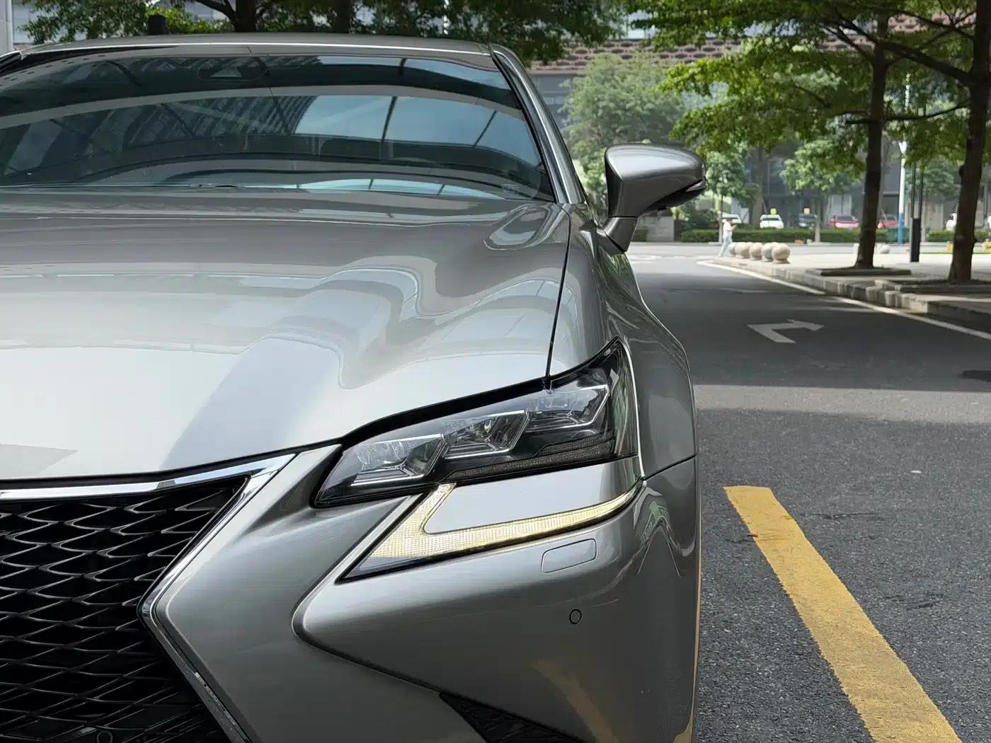 2017 Lexus GS 300 F SPORT — миниатюра 4