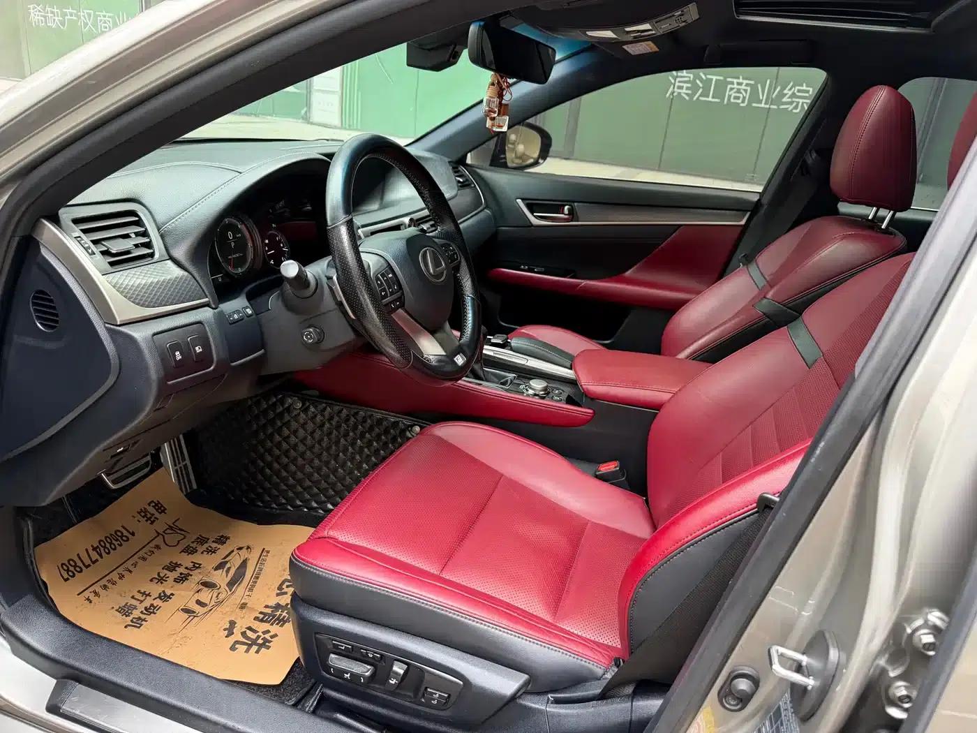 2017 Lexus GS 300 F SPORT — миниатюра 5
