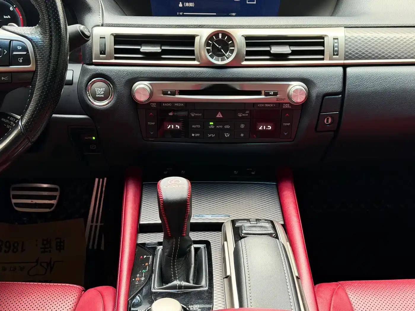 2017 Lexus GS 300 F SPORT — миниатюра 8