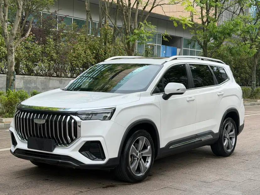 Geely Auto Haoyue L 2023 2.0T DCT Luxury Version — миниатюра 1