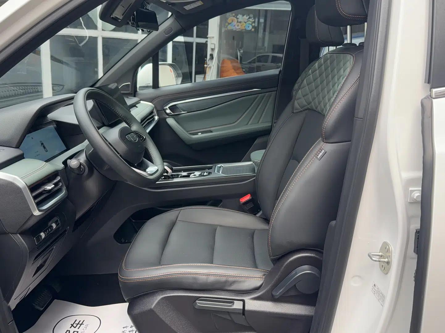 Geely Auto Haoyue L 2023 2.0T DCT Luxury Version — миниатюра 12