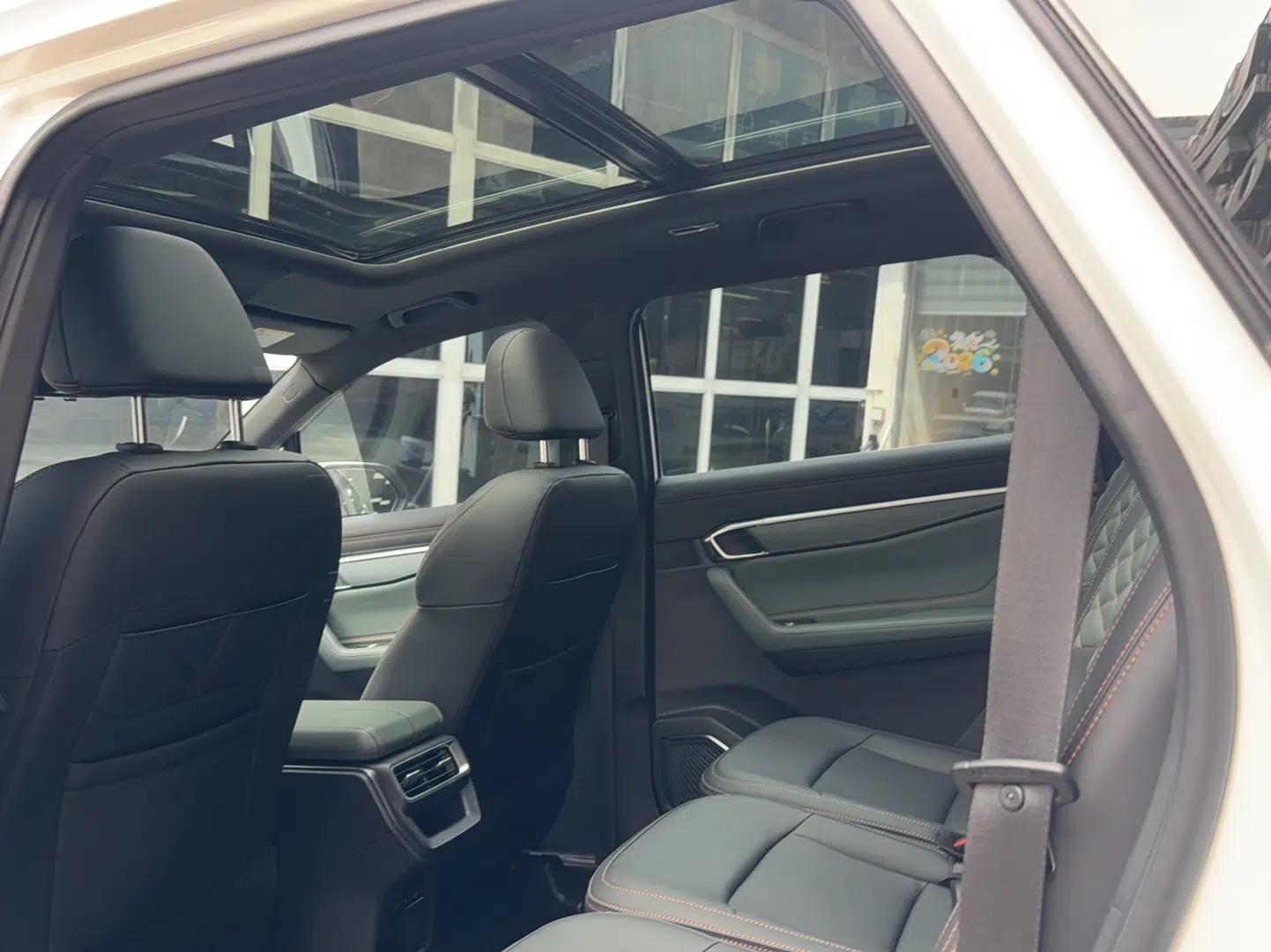 Geely Auto Haoyue L 2023 2.0T DCT Luxury Version — миниатюра 13