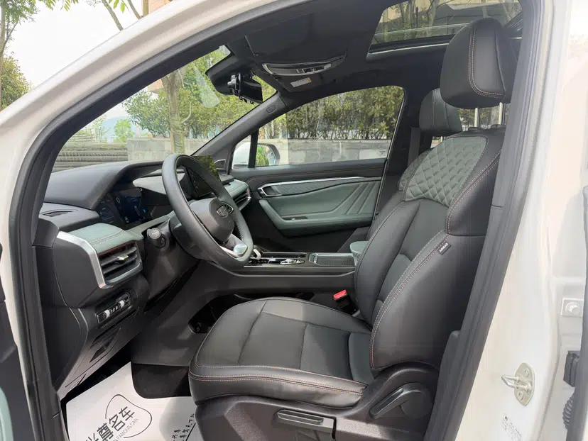 Geely Auto Haoyue L 2023 2.0T DCT Luxury Version — миниатюра 16