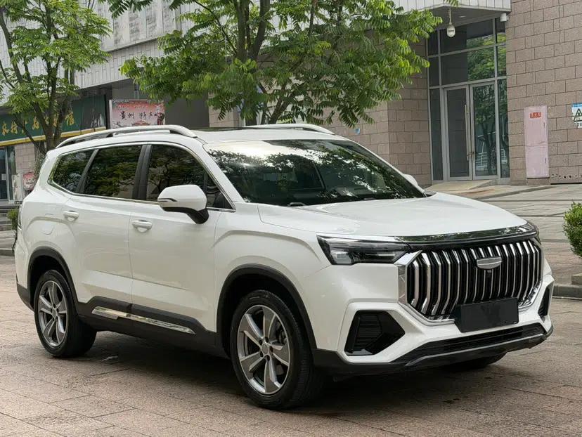 Geely Auto Haoyue L 2023 2.0T DCT Luxury Version — миниатюра 3
