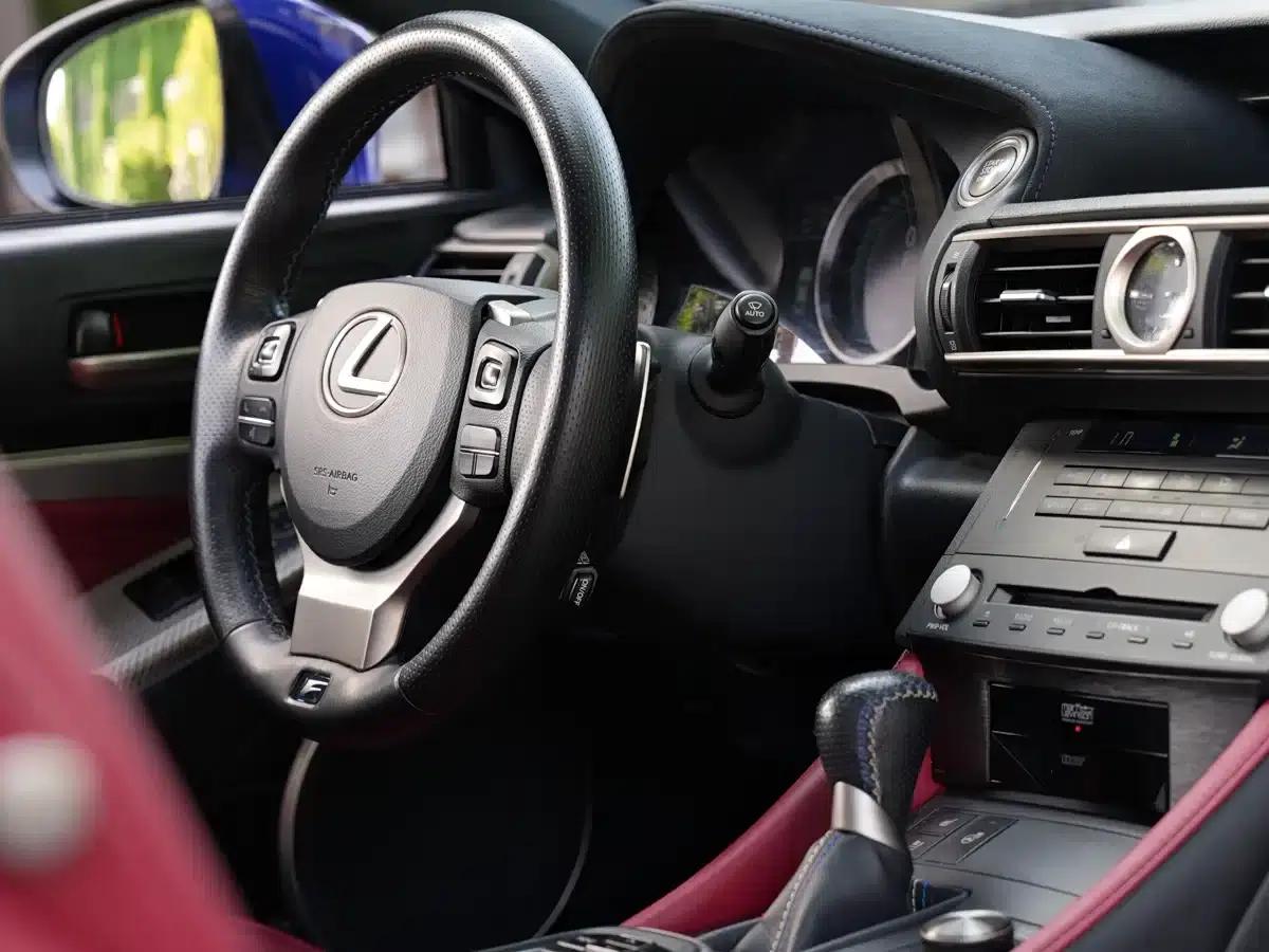 Lexus RC F 2015 F 5.0L Pinnacle Edition — миниатюра 10