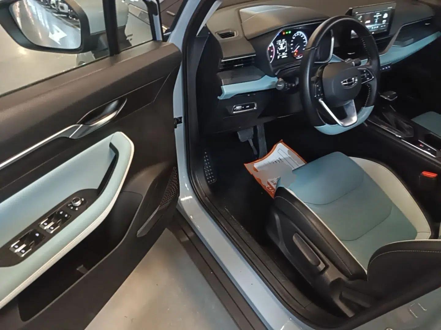 Geely Auto Emgrand S 2022 1.4T CVT Crossover Player Edition — миниатюра 18