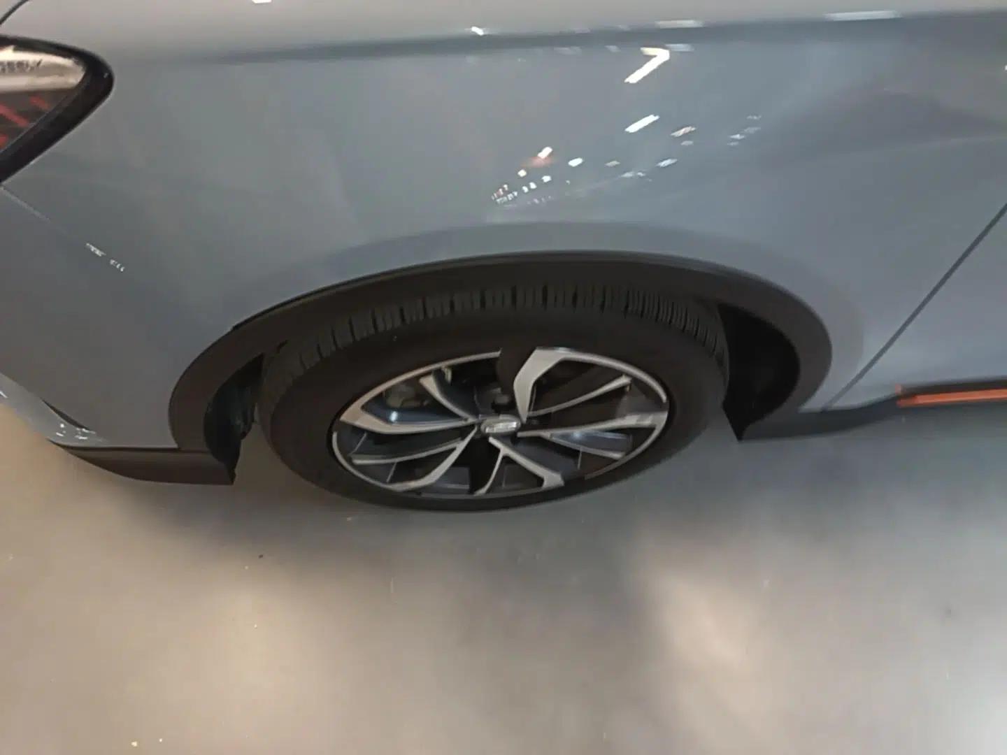 Geely Auto Emgrand S 2022 1.4T CVT Crossover Player Edition — миниатюра 9