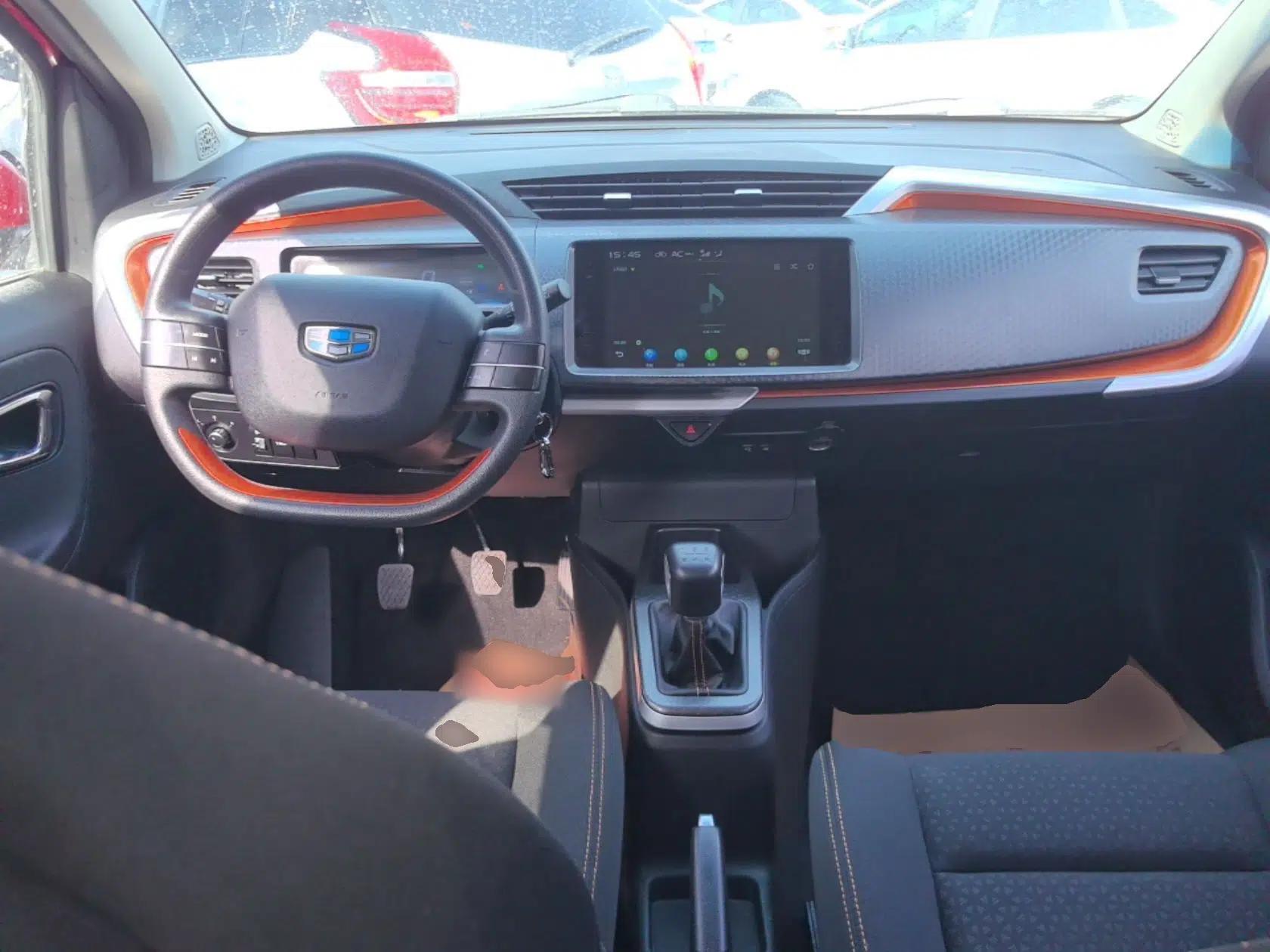 Geely Auto Vision X1 2017 1.3L Manual Frenzy Edition — миниатюра 13