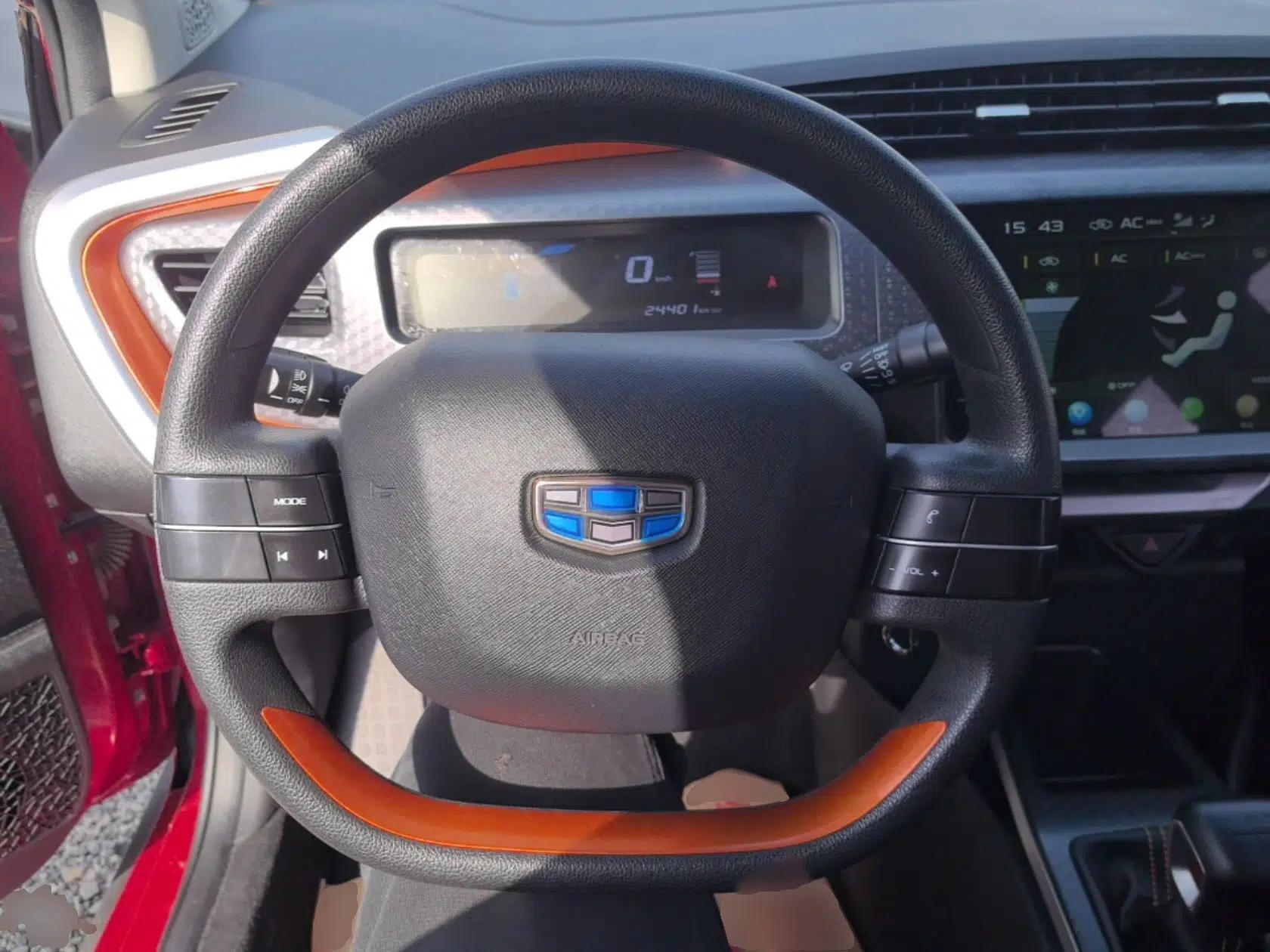 Geely Auto Vision X1 2017 1.3L Manual Frenzy Edition — миниатюра 14