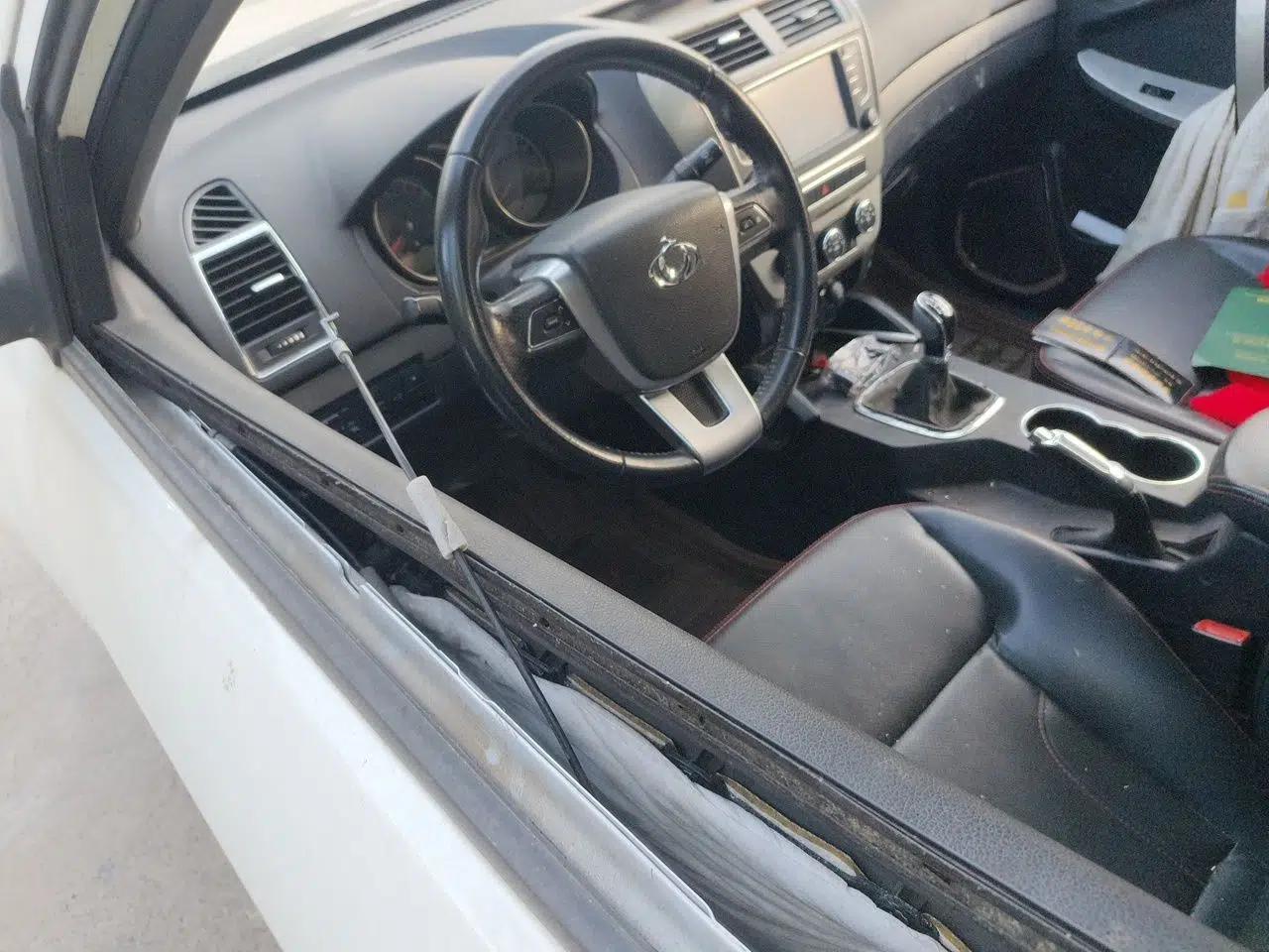 Geely Auto GX7 2015 Classic Edition 1.8L Manual Elite Model China V Standard — миниатюра 17