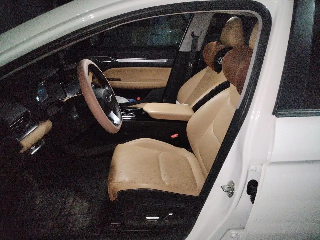 Geely Auto Emgrand L HiP 2024 Longteng Edition 1.5TD-DHT Pro 100KM Excellence Model — миниатюра 16