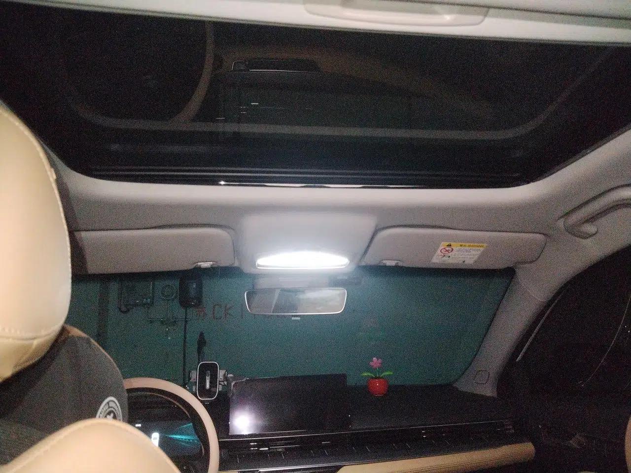 Geely Auto Emgrand L HiP 2024 Longteng Edition 1.5TD-DHT Pro 100KM Excellence Model — миниатюра 19