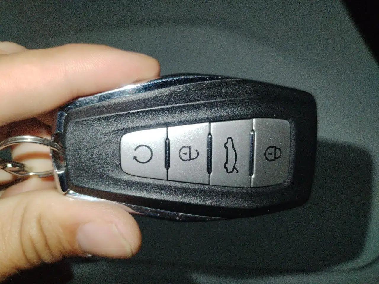 Geely Auto Emgrand L HiP 2024 Longteng Edition 1.5TD-DHT Pro 100KM Excellence Model — миниатюра 9