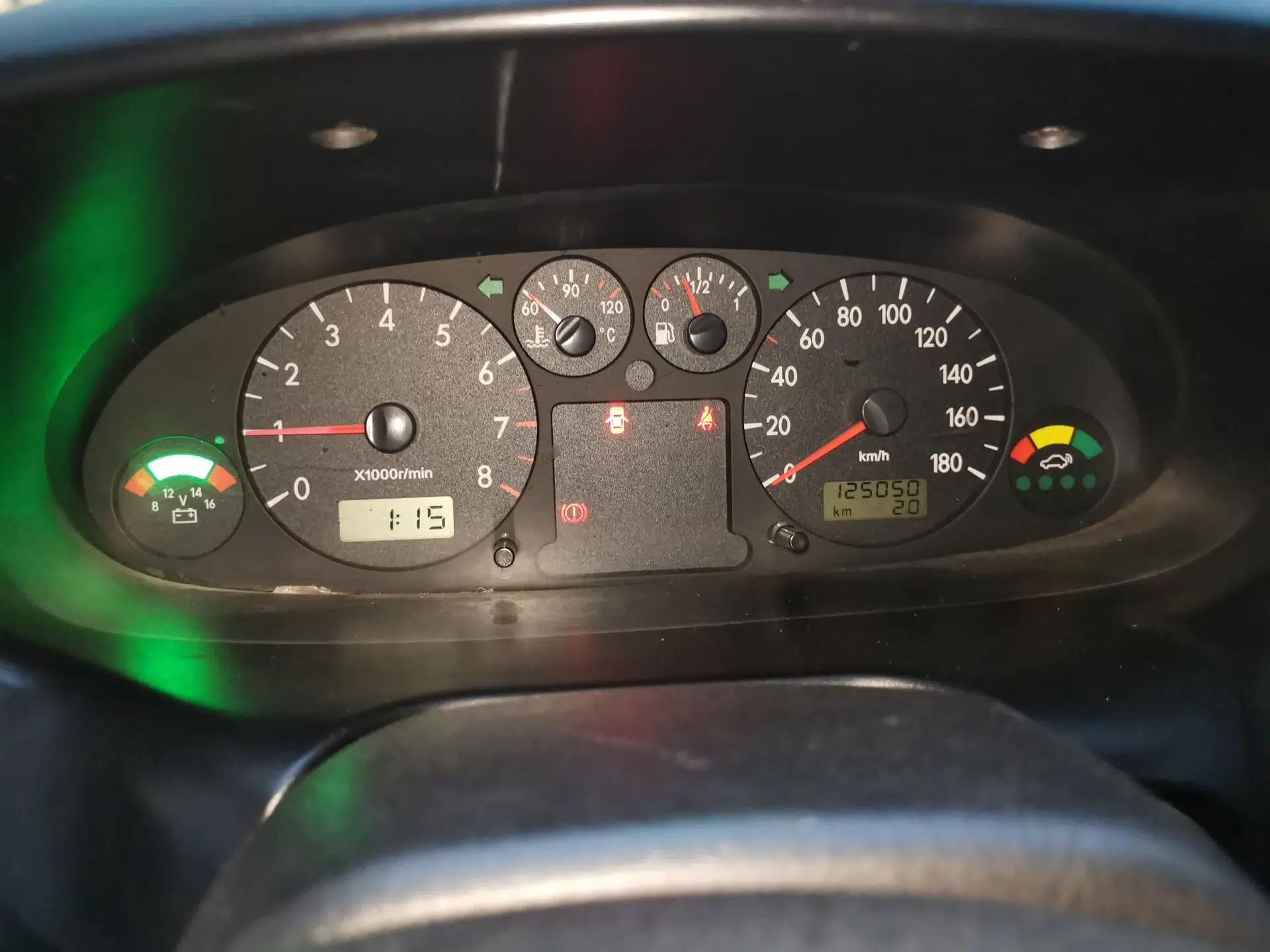 JAC Group Refine 2011 2.0L Shuttle Gasoline Comfort Edition HFC4GA3 — миниатюра 12