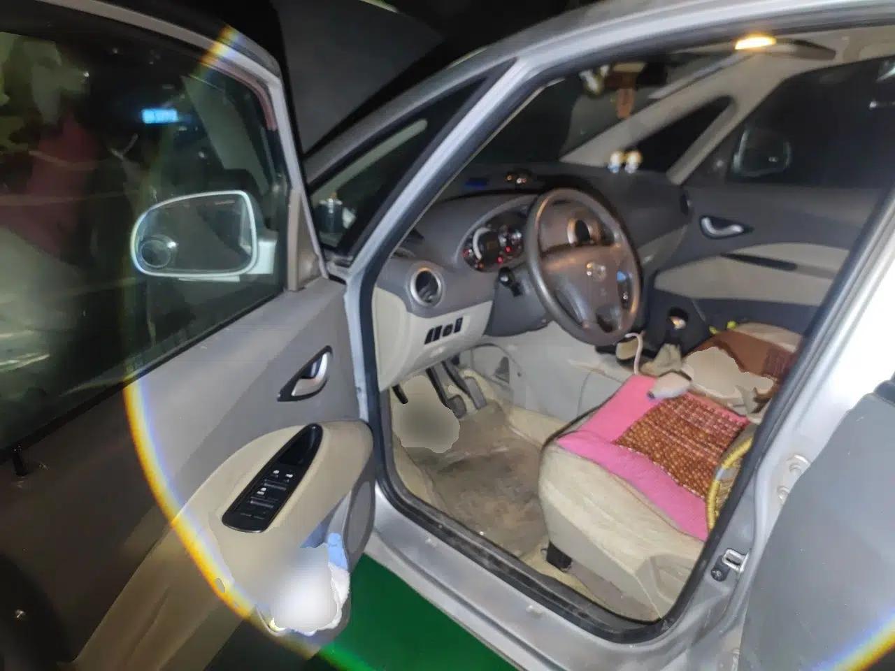 JAC Group Refine M2 2012 1.8L MT Elite Sporty 7-Seater — миниатюра 17