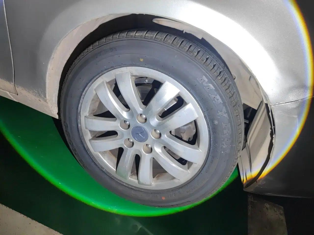 JAC Group Refine M2 2012 1.8L MT Elite Sporty 7-Seater — миниатюра 8