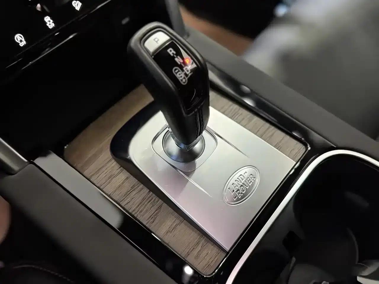 Discover Sporty New Energy 2021 P300e Performance Technology Edition — миниатюра 11