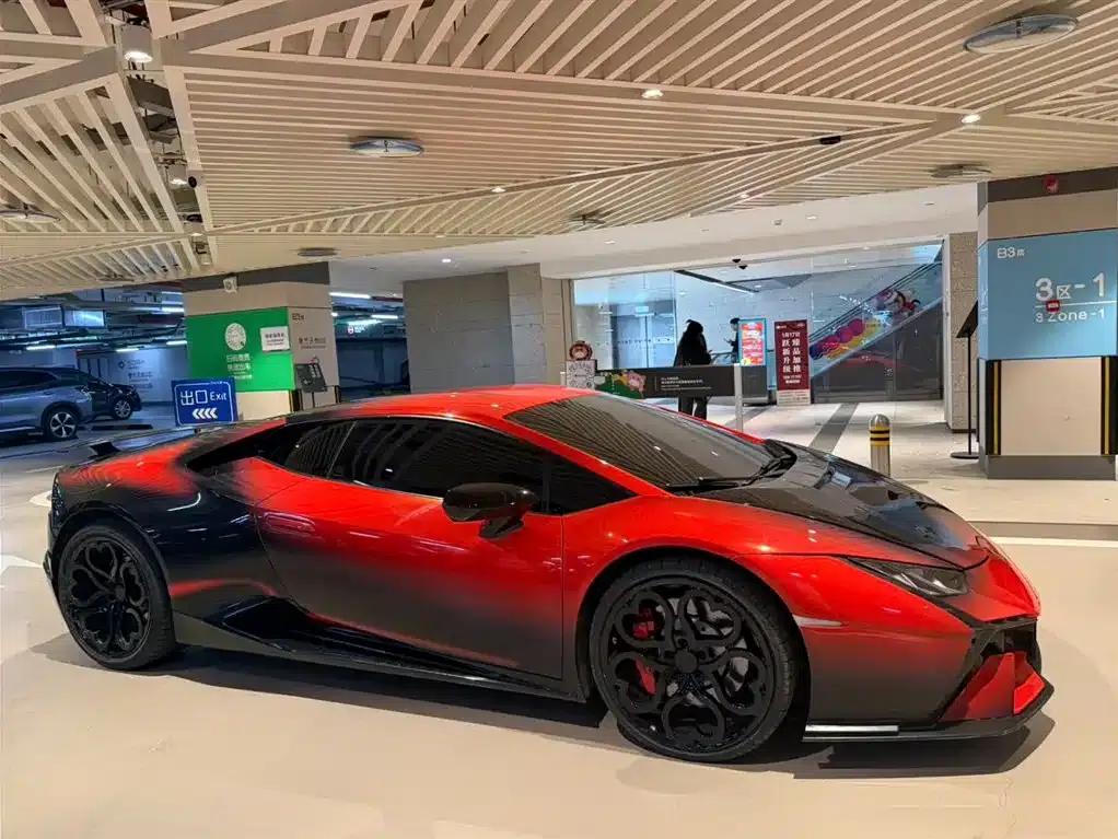 Huracán 2016 Huracán RWD Coupe — миниатюра 3