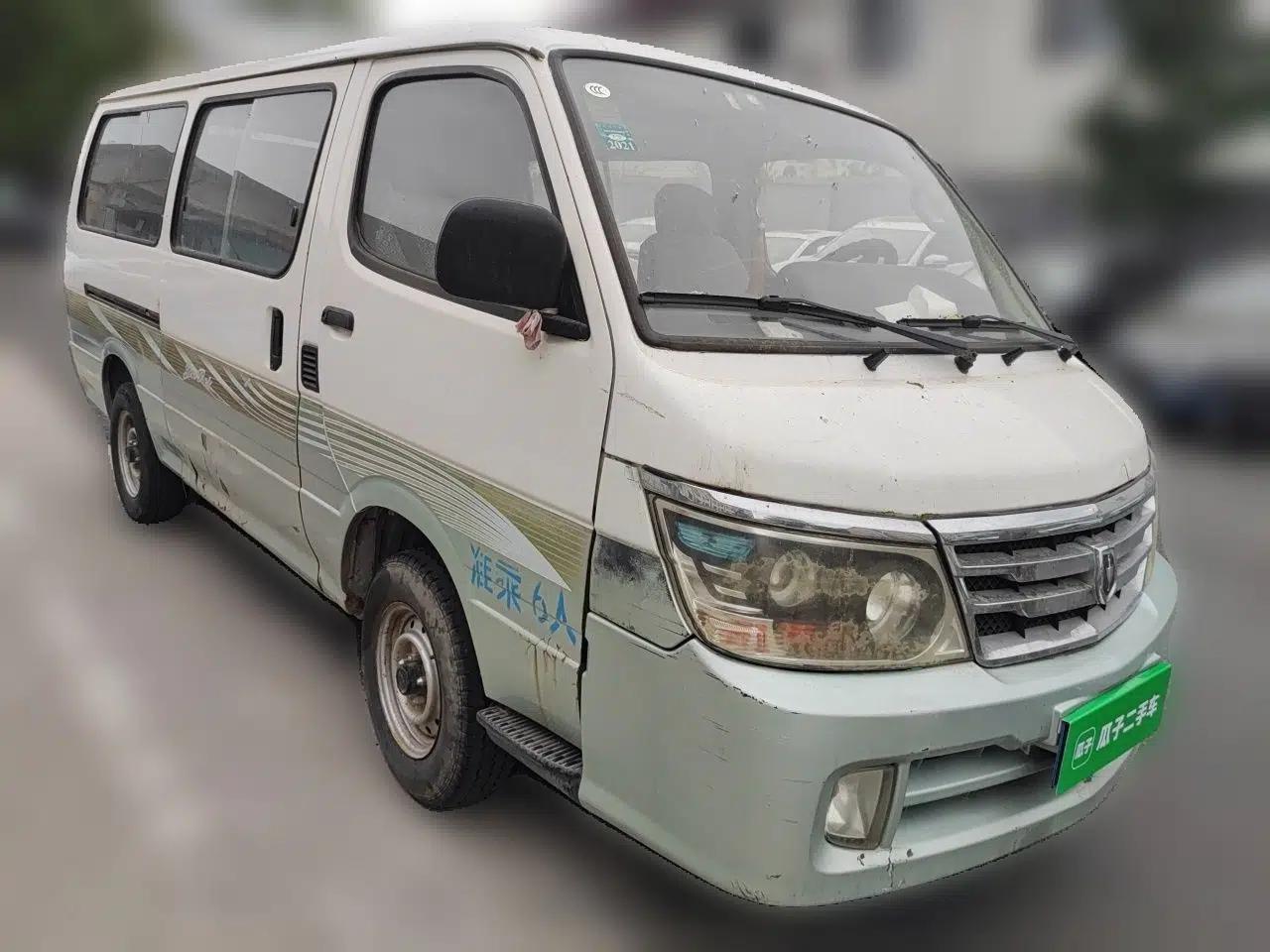 Jinbei Hiace 2011 2.0L Fifth-Generation Express Luxury V19 — миниатюра 3