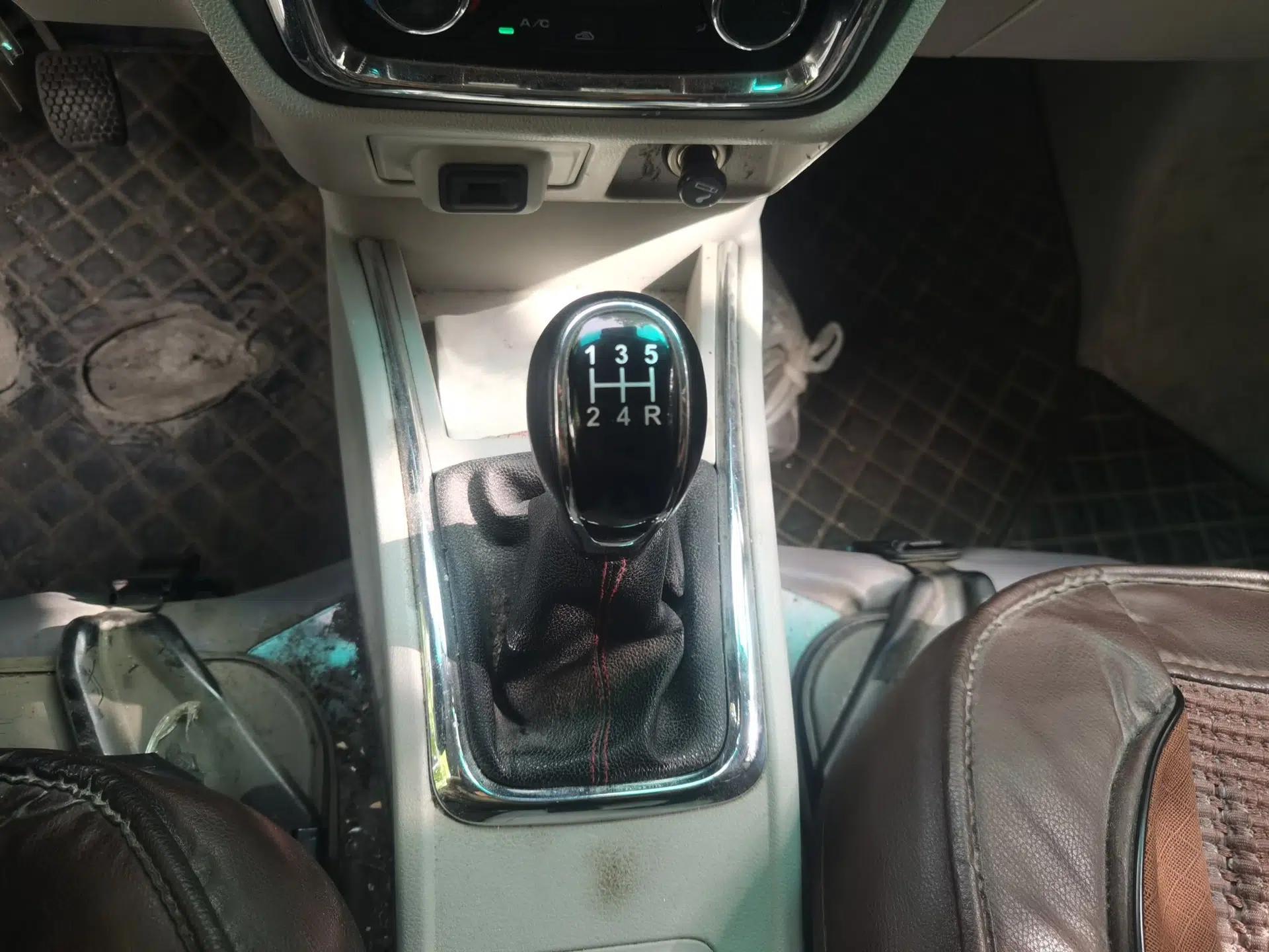 Jinbei New Hiace X30L 2019 1.5L Cargo Van Wealth Edition China VI SWC15M — миниатюра 15
