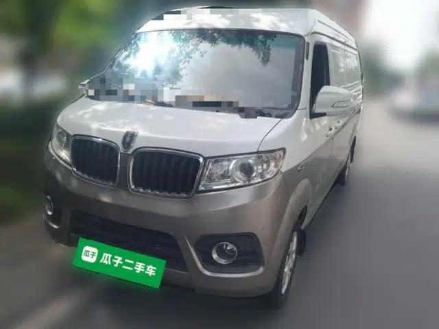 Jinbei New Hiace X30L 2019 1.5L Cargo Van Wealth Edition China VI SWC15M