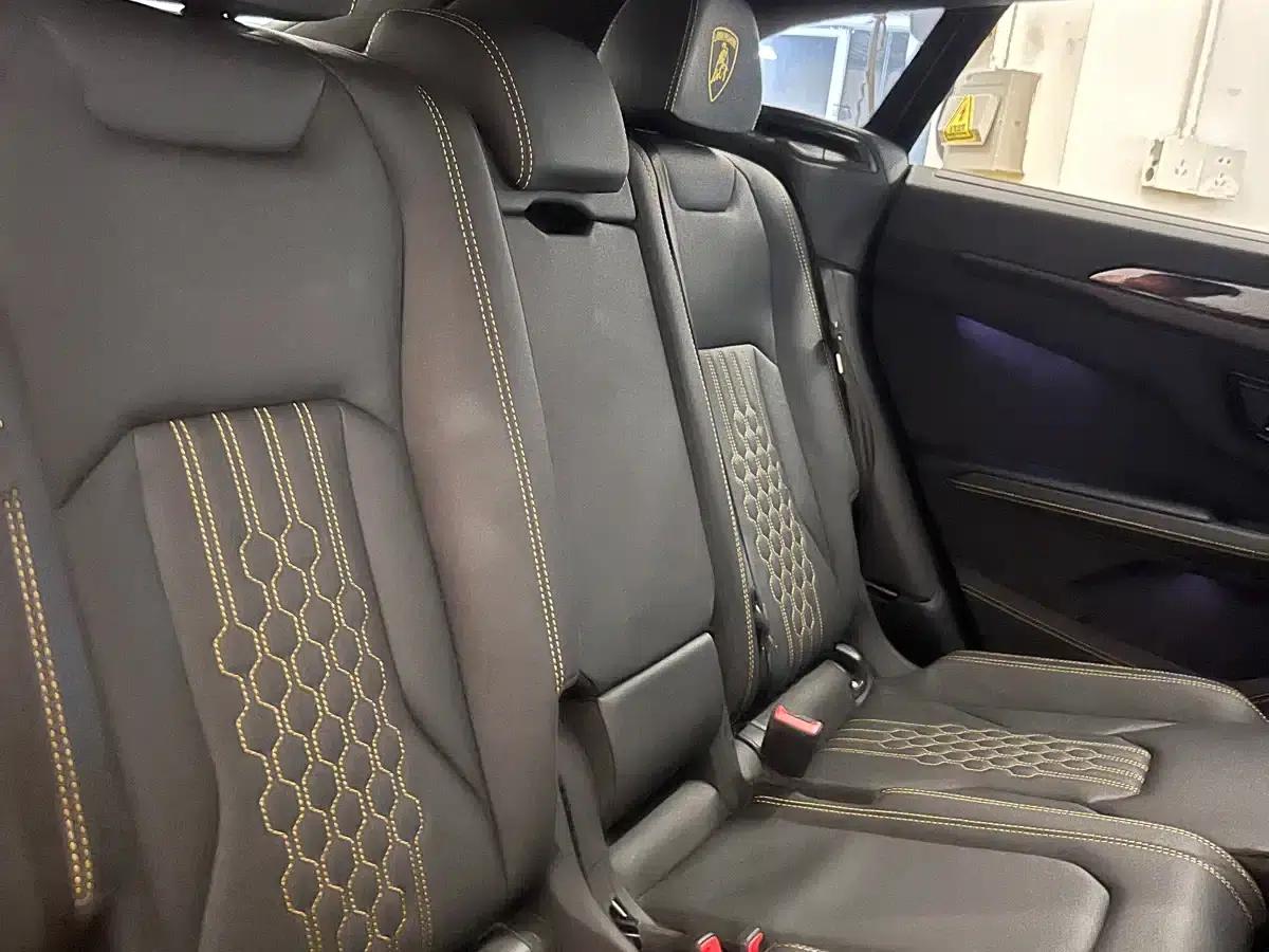 2025 Urus SE 4.0T Standard Edition — миниатюра 18