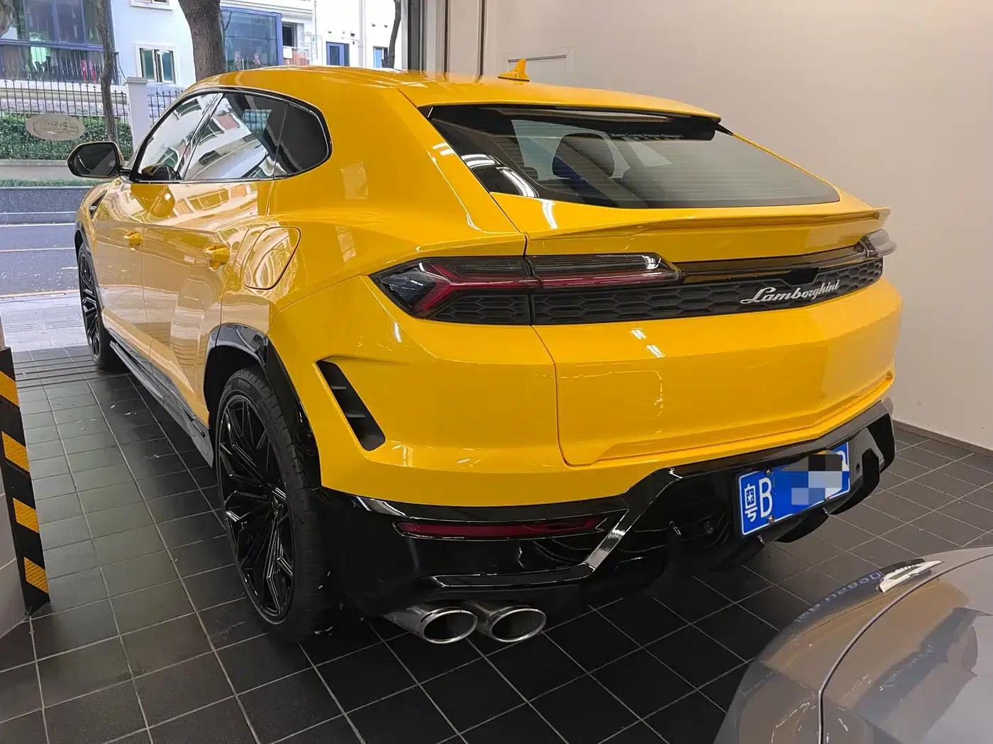 2025 Urus SE 4.0T Standard Edition — миниатюра 4