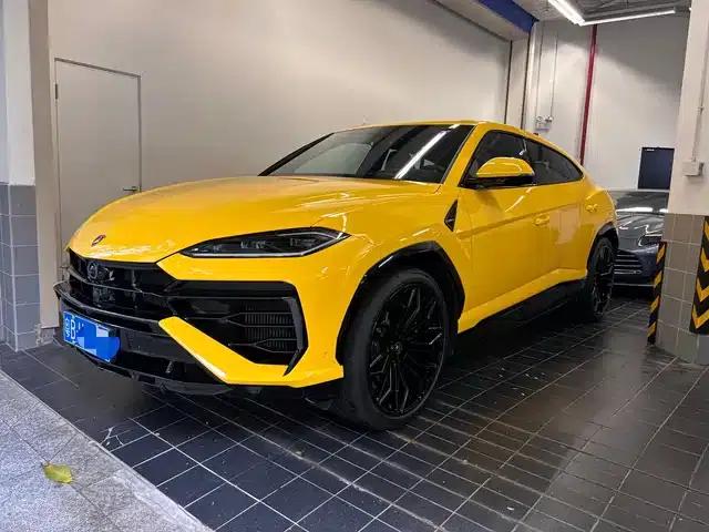 2025 Urus SE 4.0T Standard Edition
