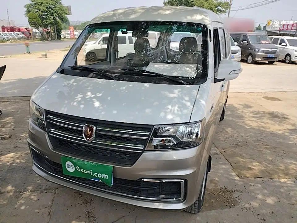 Jinbei Hiace X30 2024 1.5L Wealthy-Style Passenger Van 5/6/7 Seater — миниатюра 1