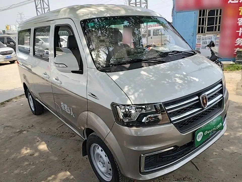 Jinbei Hiace X30 2024 1.5L Wealthy-Style Passenger Van 5/6/7 Seater — миниатюра 3