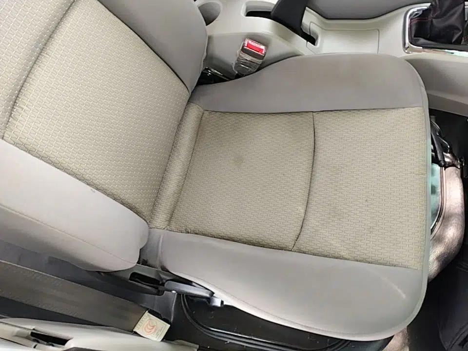 Jinbei Hiace X30 2024 1.5L Wealthy-Style Passenger Van 5/6/7 Seater — миниатюра 23