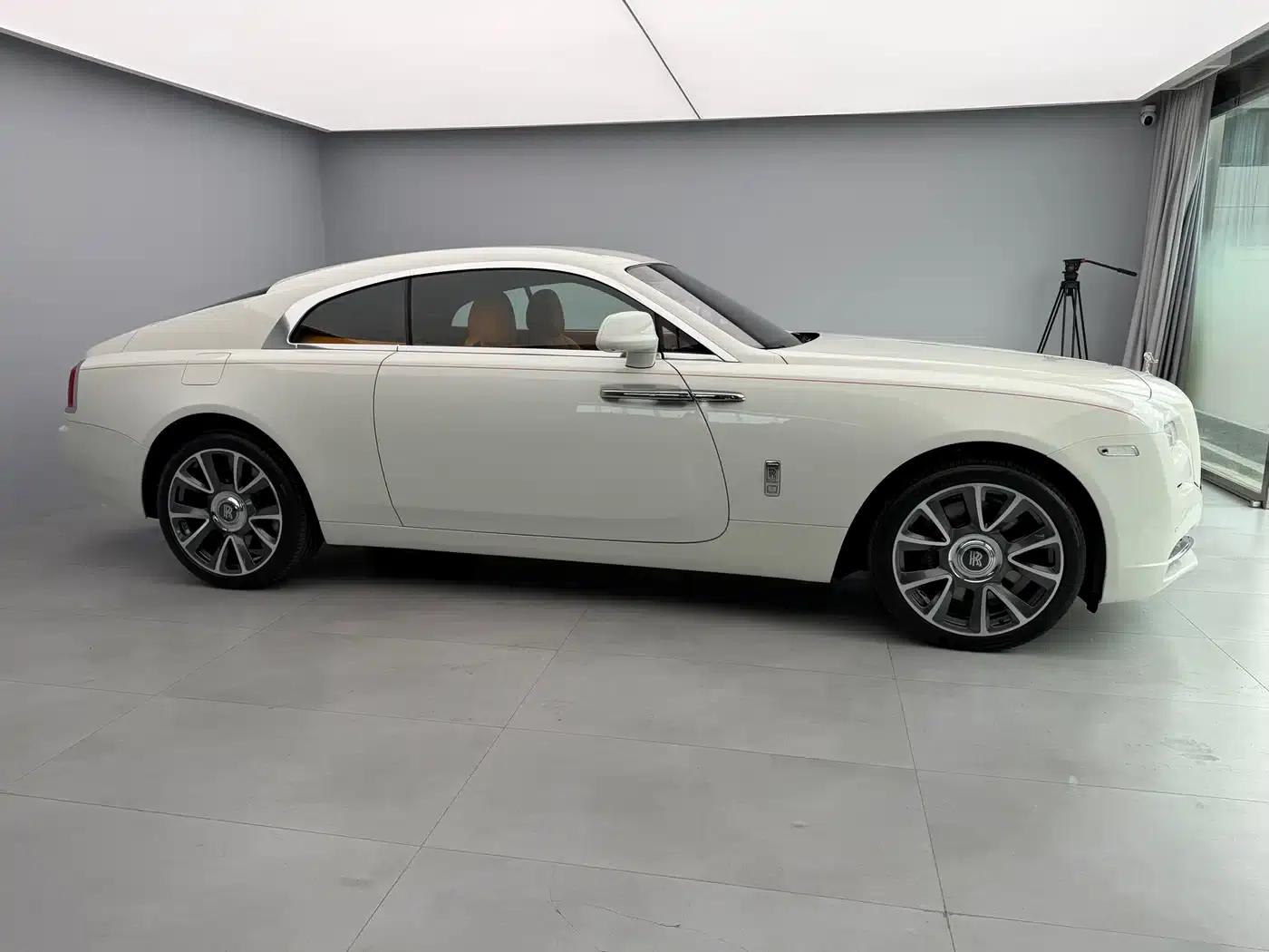 2013 Phantom 6.6T Standard Edition — миниатюра 2