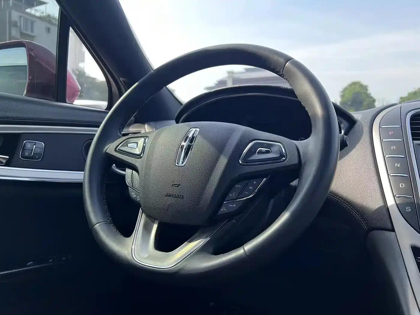 Lincoln MKX 2017 2.0T AWD Premium Edition — миниатюра 12