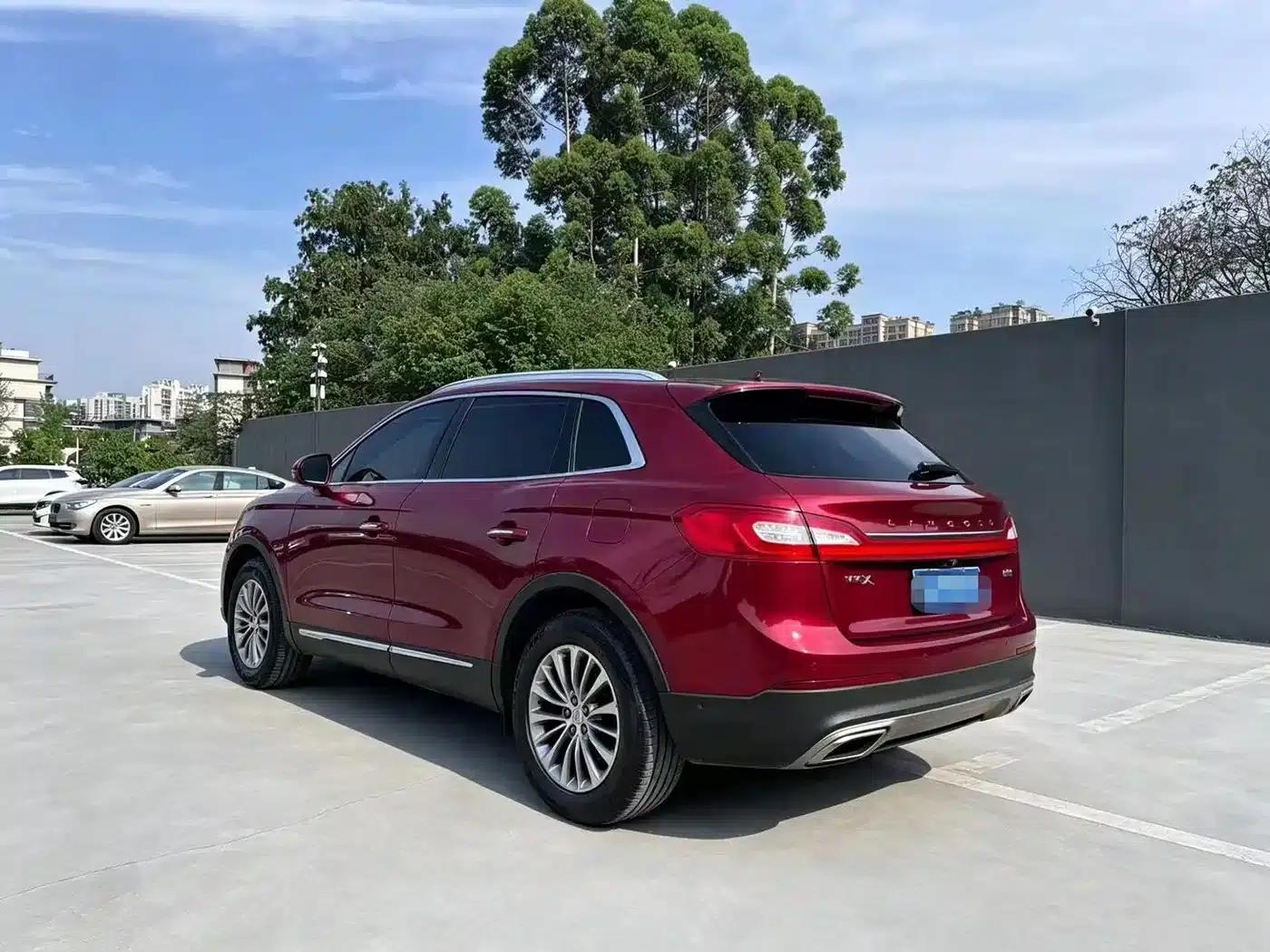 Lincoln MKX 2017 2.0T AWD Premium Edition — миниатюра 6