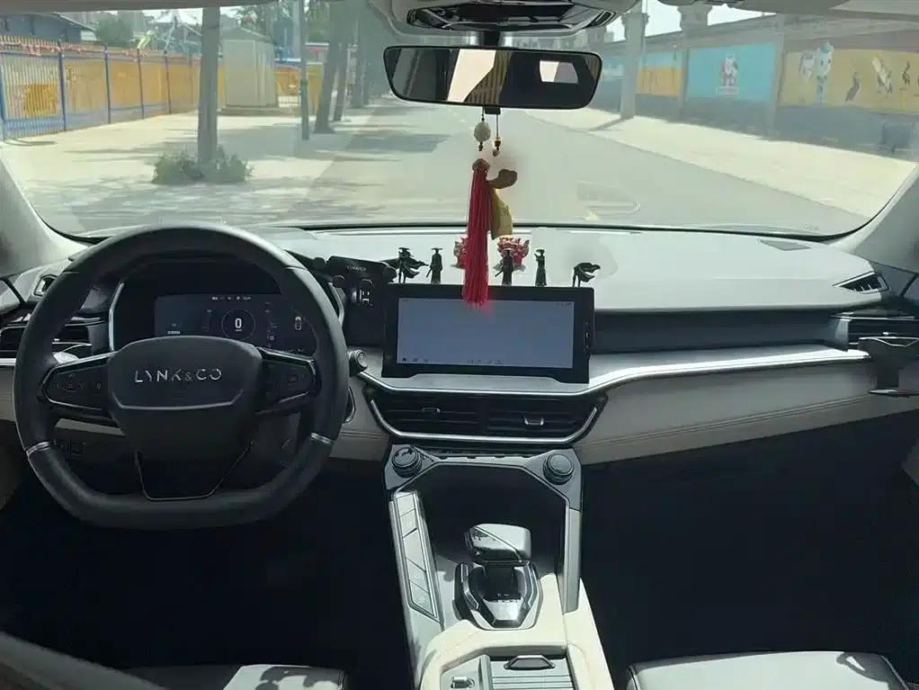 Lynk & Co 06 EM-P 2020 PHEV Plus — миниатюра 10
