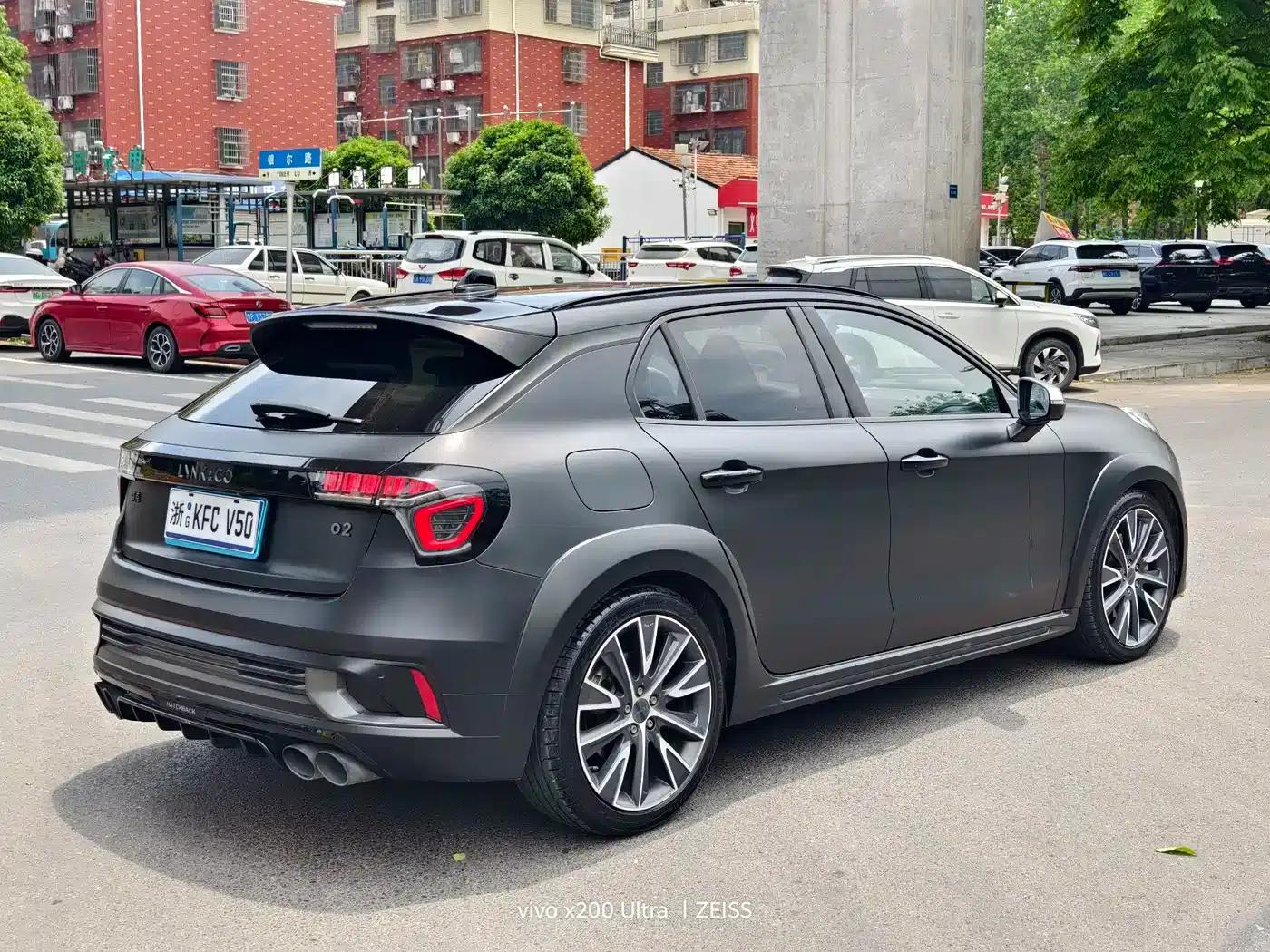 Lynk & Co 02 Hatchback 2021 2.0TD Halo Driving Package Edition — миниатюра 12