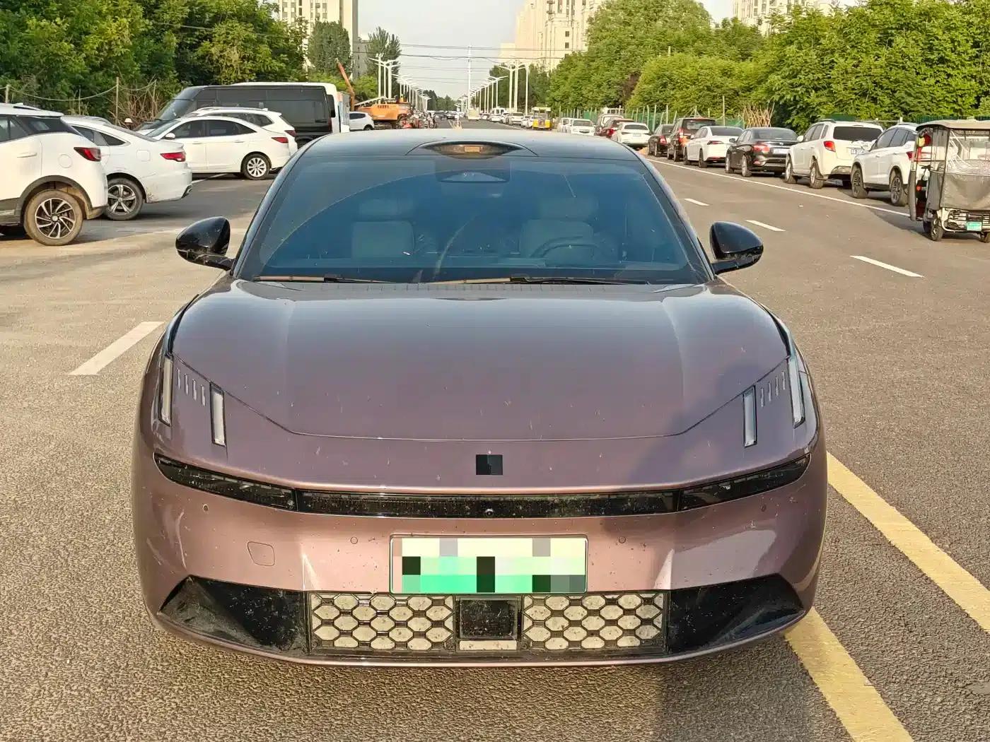 Lynk & Co 10 2025 240 AWD Ultra — миниатюра 2