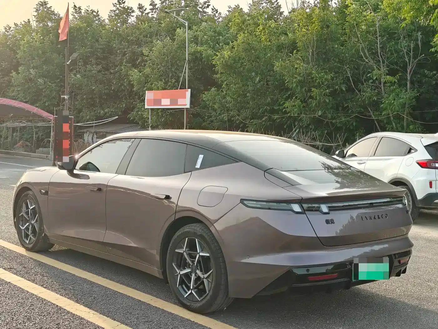 Lynk & Co 10 2025 240 AWD Ultra — миниатюра 12