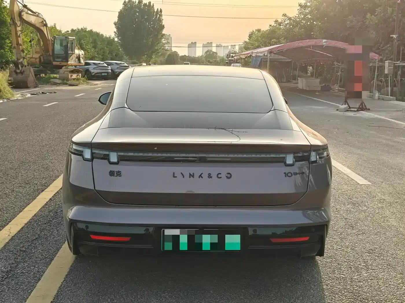 Lynk & Co 10 2025 240 AWD Ultra — миниатюра 13