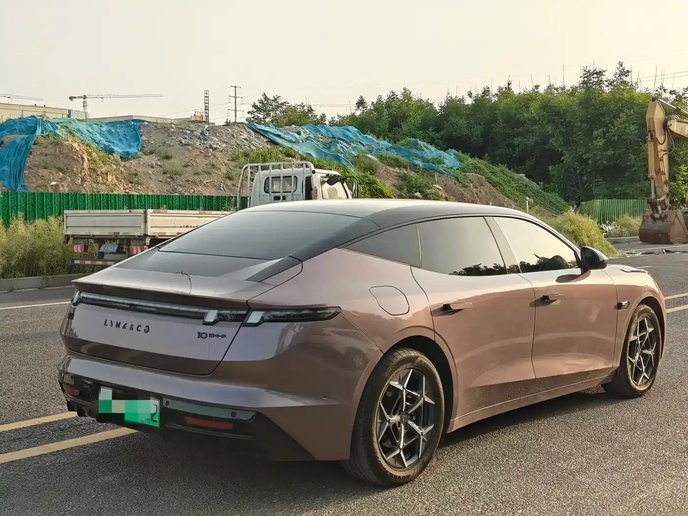 Lynk & Co 10 2025 240 AWD Ultra — миниатюра 14