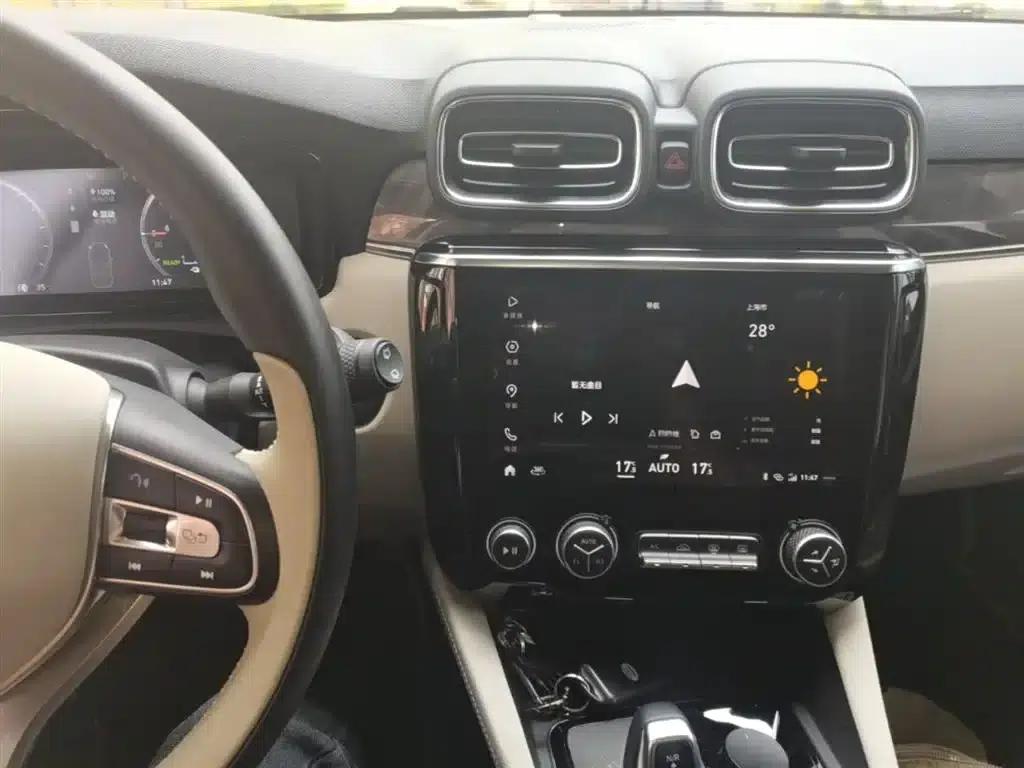 Lynk & Co 02 PHEV 2019 1.5T Pro — миниатюра 13