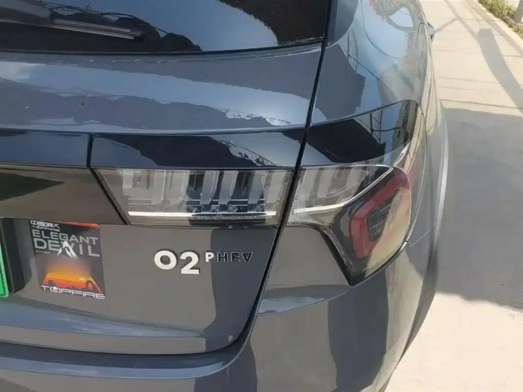 Lynk & Co 02 PHEV 2019 1.5T Pro — миниатюра 8