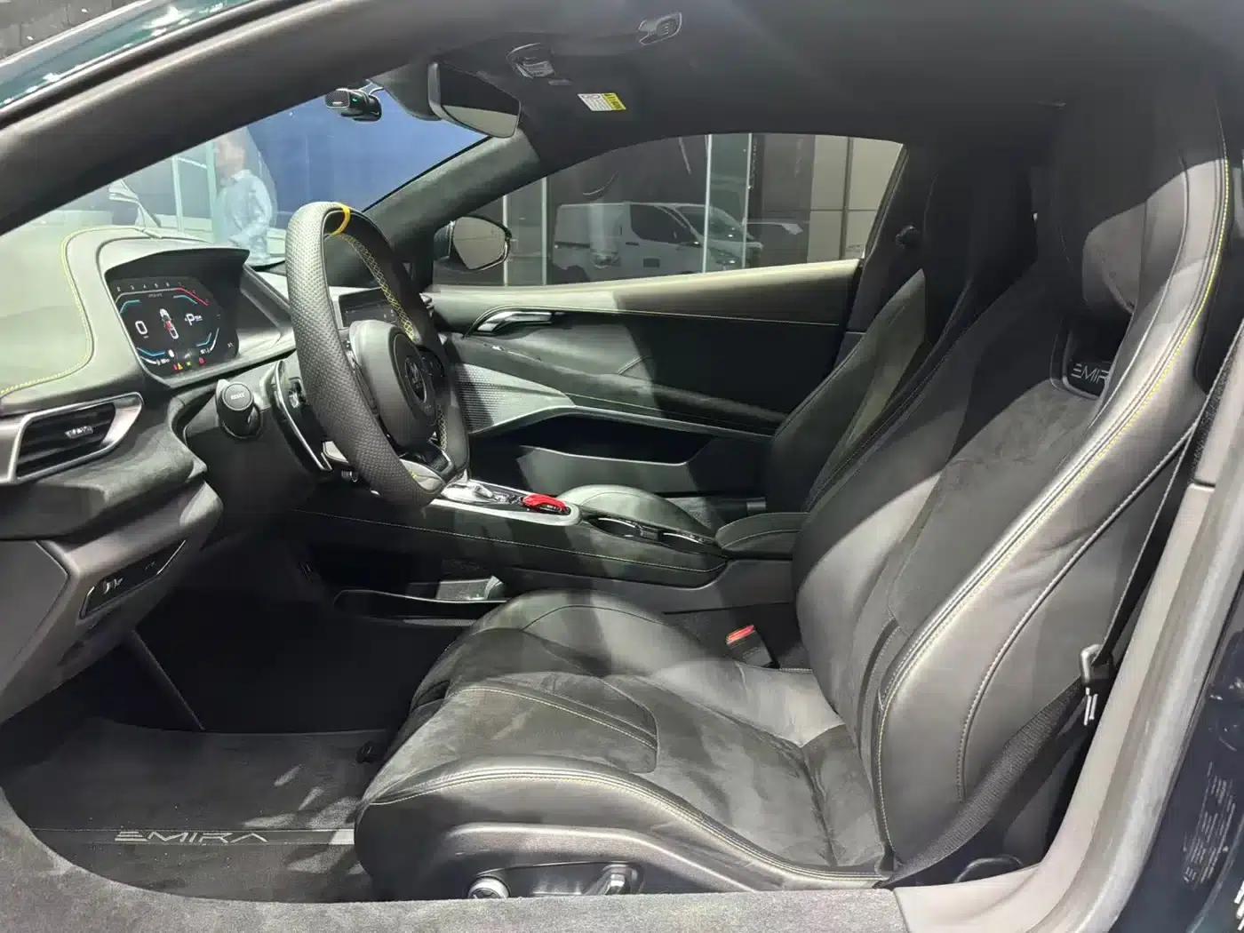 EMIRA 2021 2.0T DCT First Edition — миниатюра 6