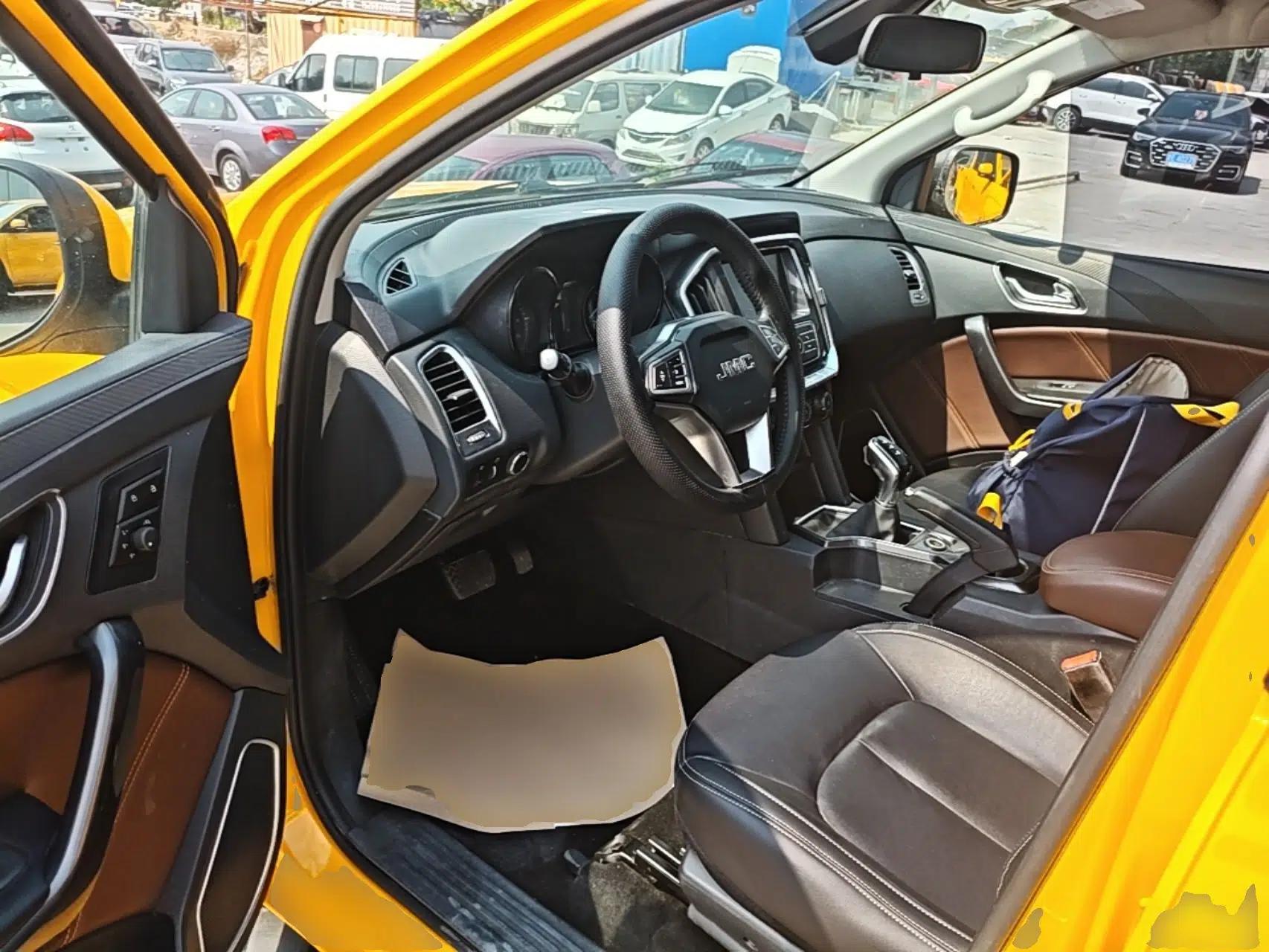 JMC Yuhu EV 2022 4x2 LX JX1032PSEF5BEV — миниатюра 18