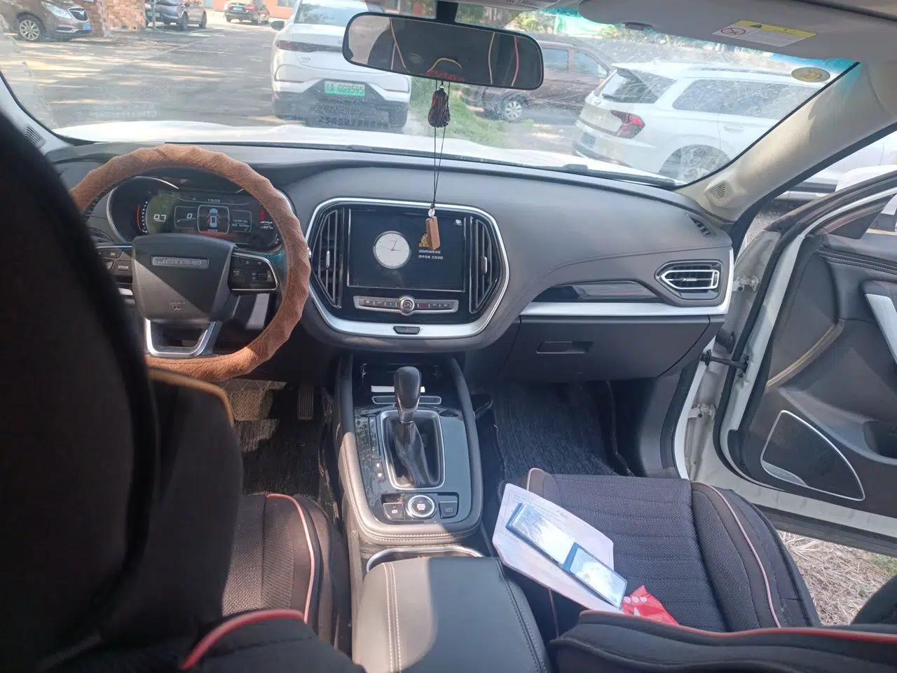 JETOUR X70  — миниатюра 10
