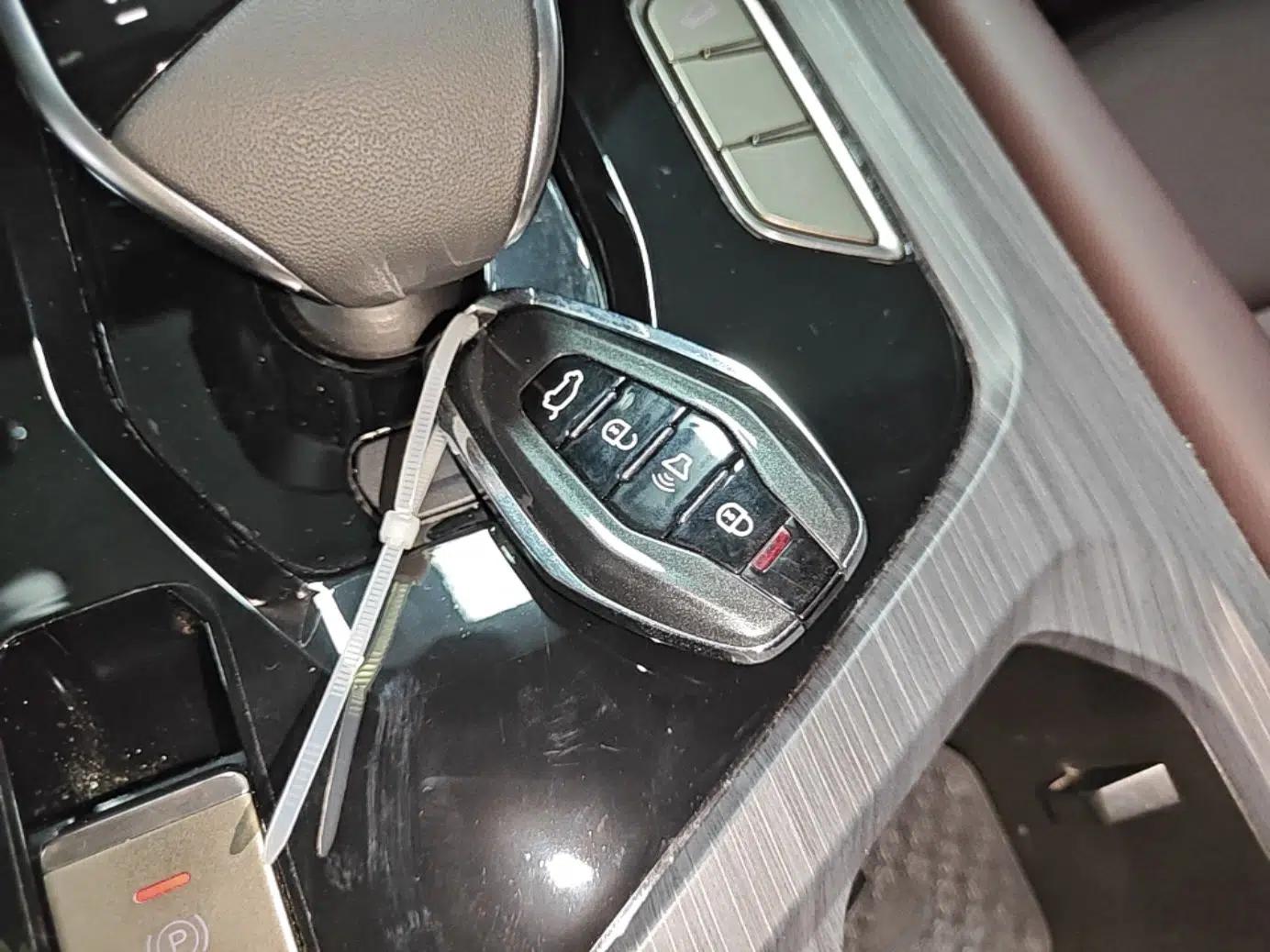 JETOUR X90 PLUS 2024 1.6TD DCT Family Fun Edition 7 Seats — миниатюра 12