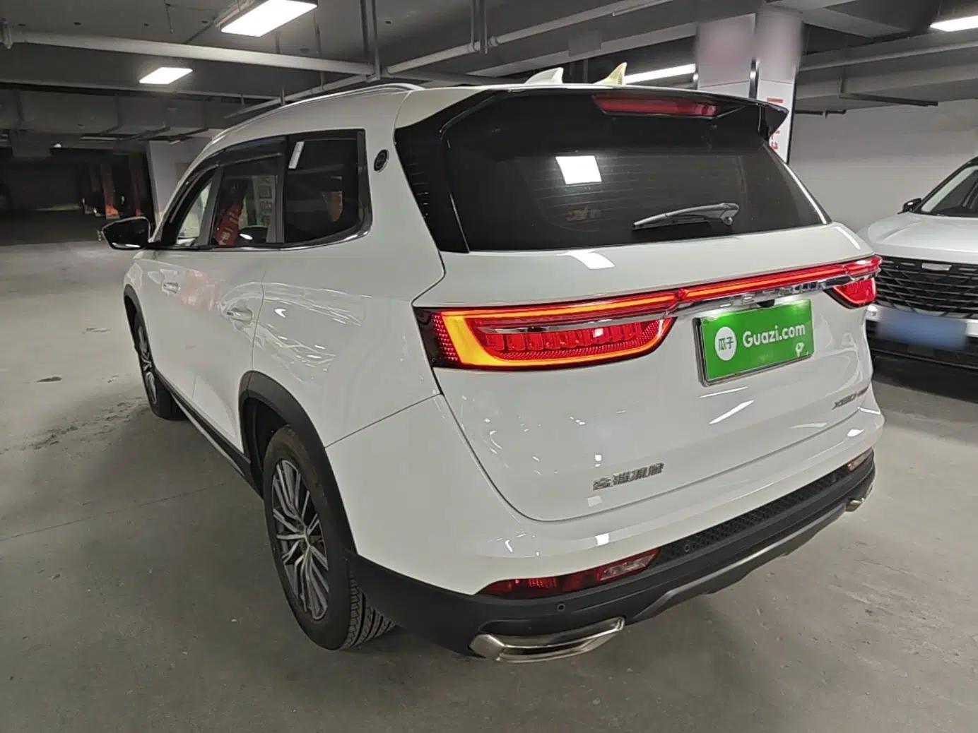 JETOUR X90 PLUS 2024 1.6TD DCT Family Fun Edition 7 Seats — миниатюра 4