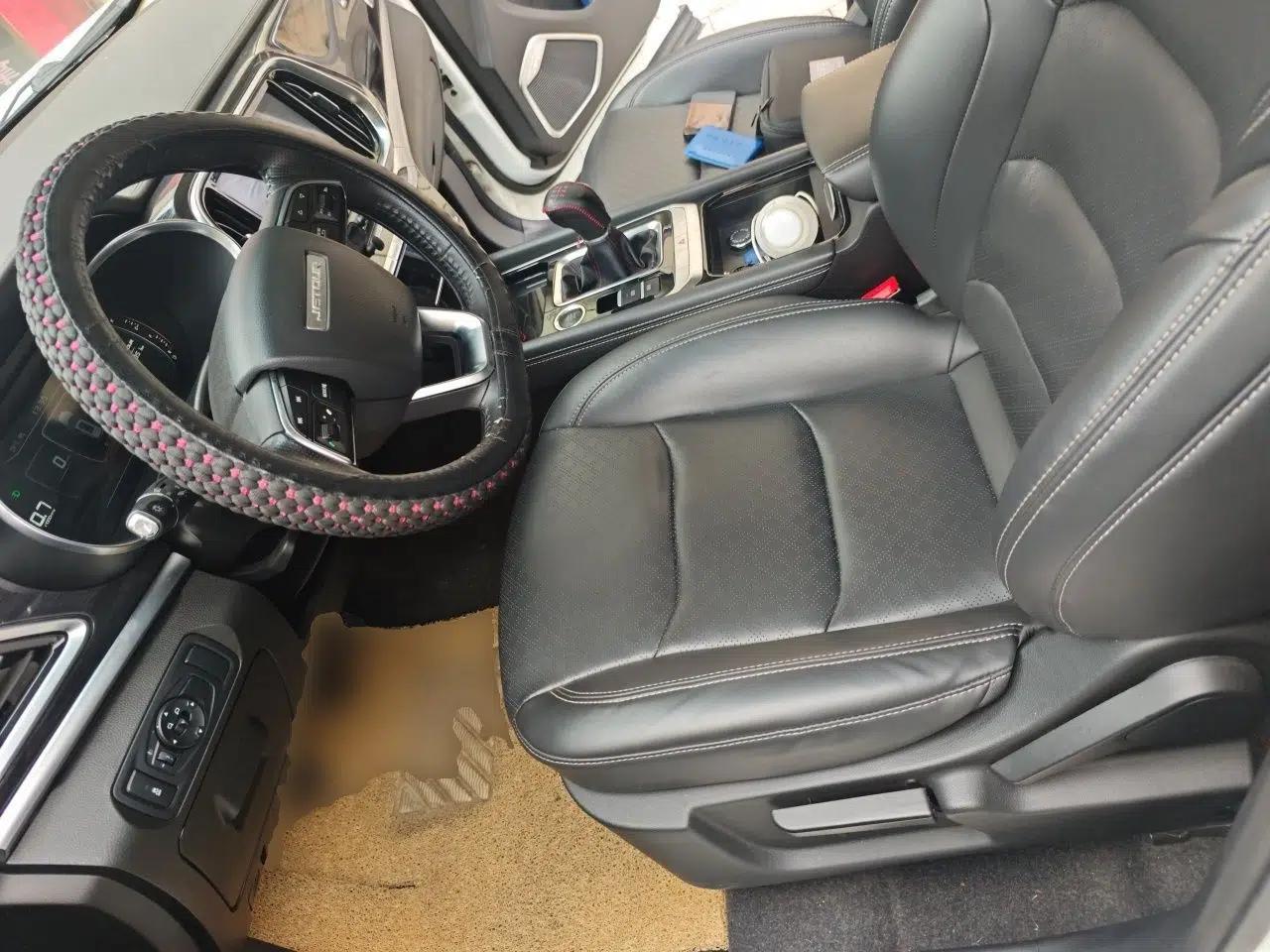 JETOUR X90 2019 1.5T Manual Enjoyment Model 7 Seats China VI Standard — миниатюра 16