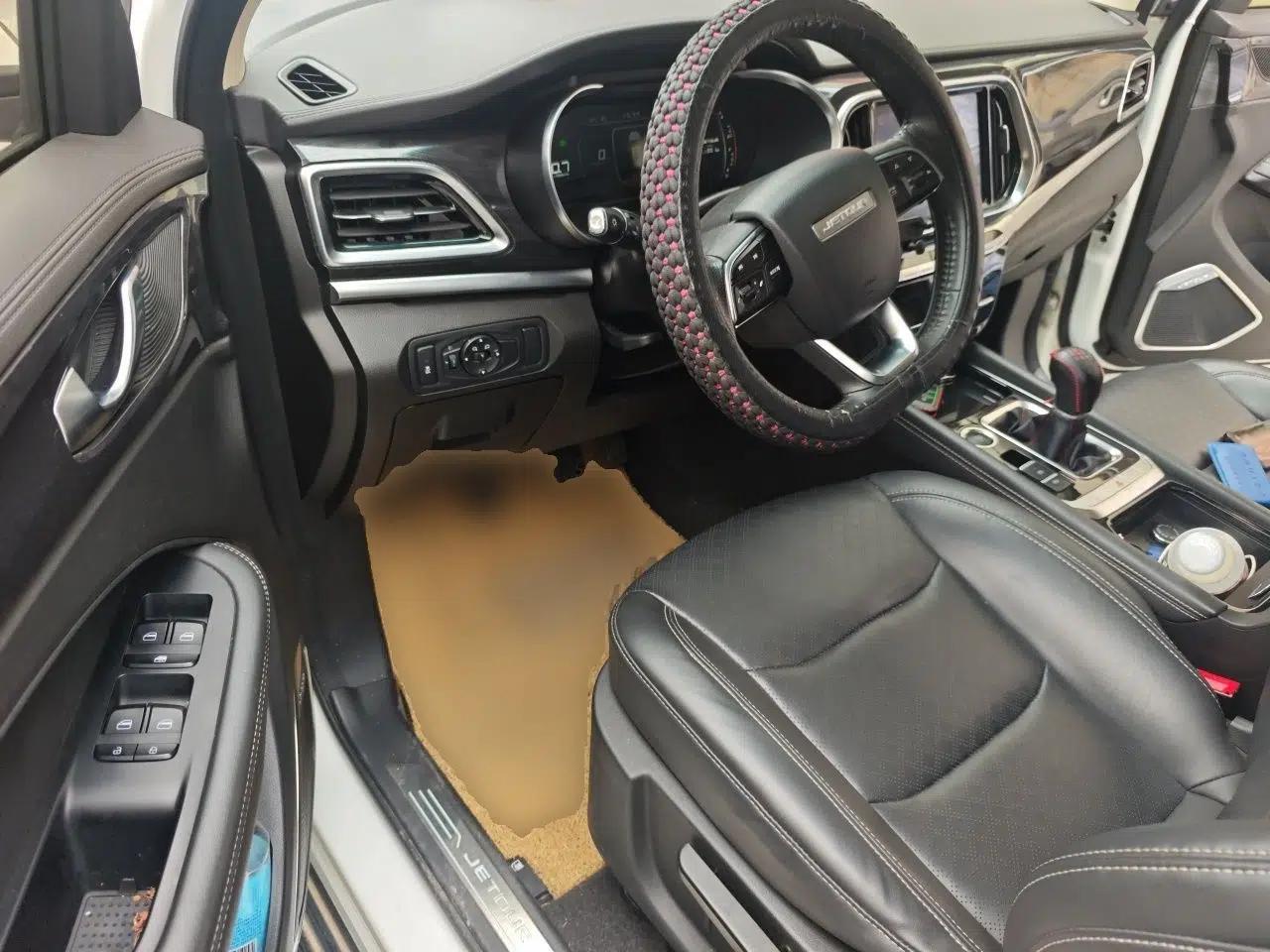 JETOUR X90 2019 1.5T Manual Enjoyment Model 7 Seats China VI Standard — миниатюра 17