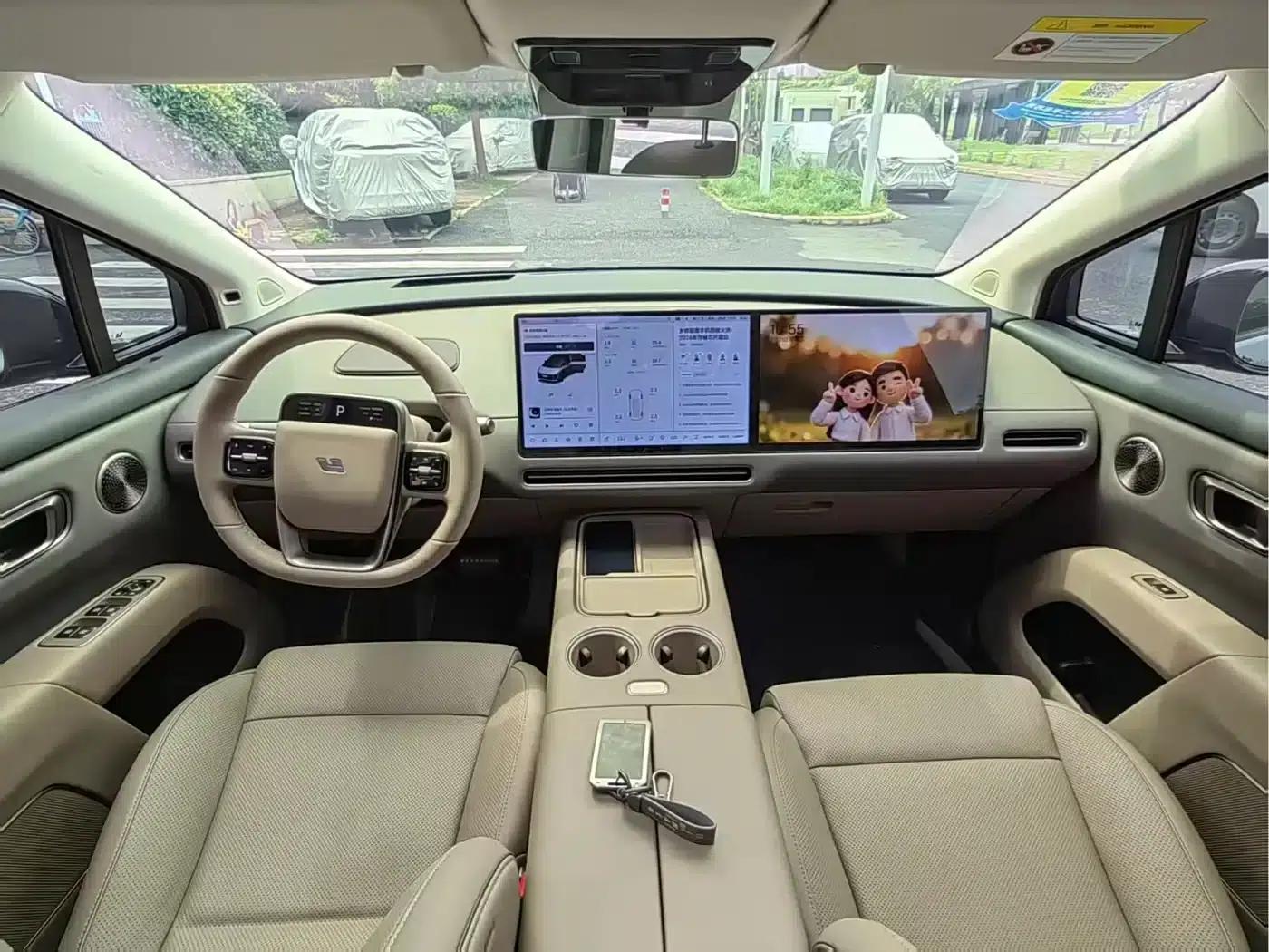 Li Auto i8 2025 Standard Edition — миниатюра 3